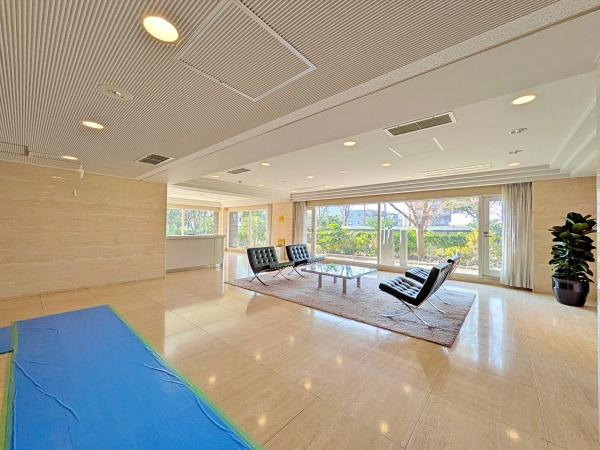 �����s���c�s����6���ڂ̒��Ã}���V�����̃G���g�����X