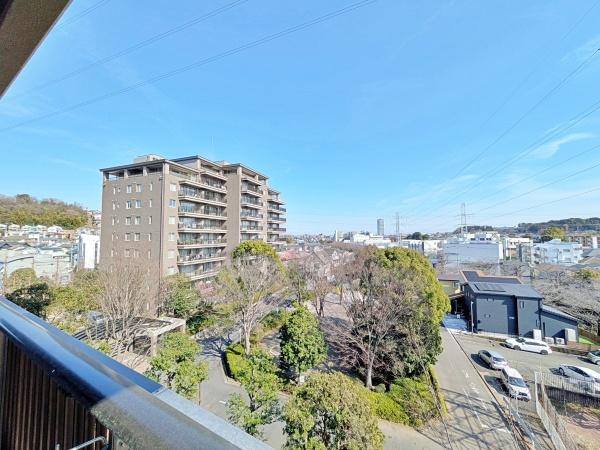 �����s���c�s����6���ڂ̒��Ã}���V�����̏Z�˂���̒��]�ʐ^