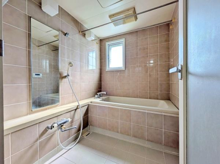 �����s���c�s����6���ڂ̒��Ã}���V�����̗���