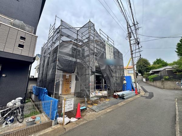 �_�ސ쌧���s�{�O�����3���ڂ̐V�z��ˌ��Ẳ摜