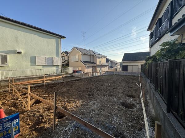 �_�ސ쌧���l�s�˒ˋ救�����̐V�z��ˌ��Ă̏Z�˂���̒��]�ʐ^