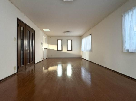 �_�ސ쌧���l�s�`�k����g�{��4���ڂ̒��È�ˌ��Ẵ��r���O