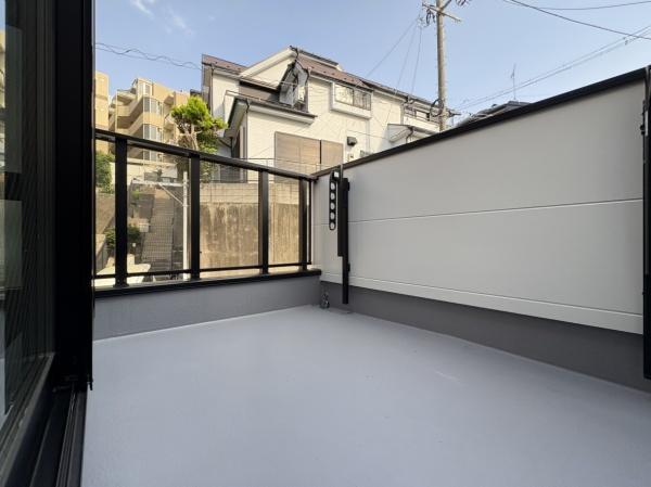 �_�ސ쌧���l�s�_�ސ�搼����3���ڂ̐V�z��ˌ��Ẵo���R�j�[