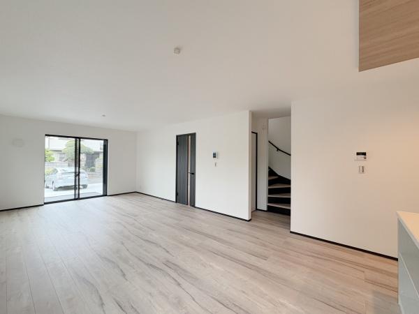 �_�ސ쌧���l�s���J��{��3���ڂ̐V�z��ˌ��Ẵ��r���O