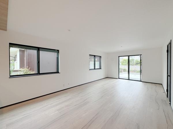 �_�ސ쌧���l�s���J��{��3���ڂ̐V�z��ˌ��Ẵ��r���O