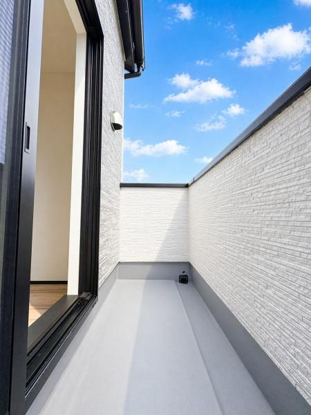 �_�ސ쌧���l�s���J��{��3���ڂ̐V�z��ˌ��Ẵo���R�j�[