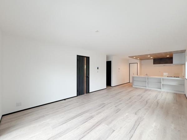 �_�ސ쌧���l�s���J��{��3���ڂ̐V�z��ˌ��Ẵ��r���O