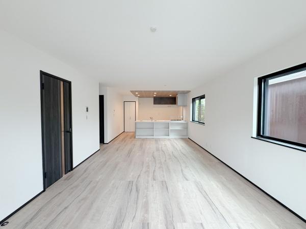 �_�ސ쌧���l�s���J��{��3���ڂ̐V�z��ˌ��Ẵ��r���O