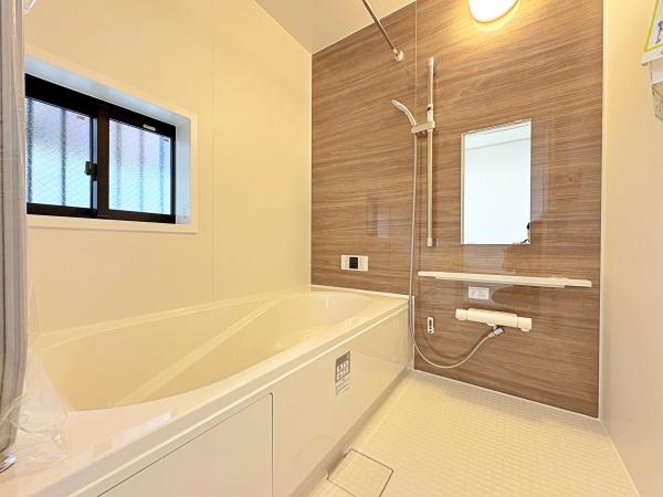 �_�ސ쌧���s�������c3���ڂ̐V�z��ˌ��Ă̗���