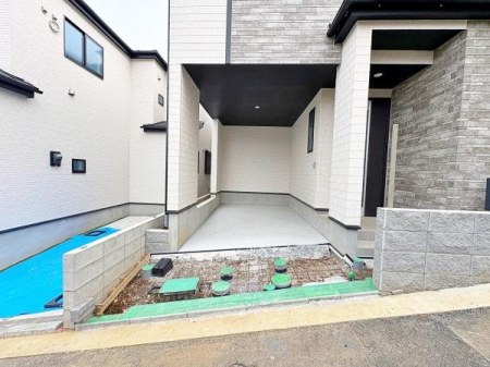 �_�ސ쌧���s�������c3���ڂ̐V�z��ˌ��Ă̒��ԏ�