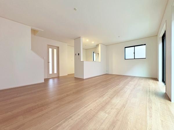 �_�ސ쌧���s�������c3���ڂ̐V�z��ˌ��Ẵ��r���O