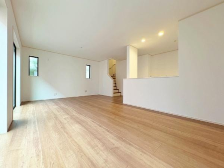 �_�ސ쌧���s�������c3���ڂ̐V�z��ˌ��Ẵ��r���O