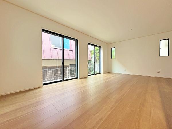 �_�ސ쌧���s�������c3���ڂ̐V�z��ˌ��Ẵ��r���O