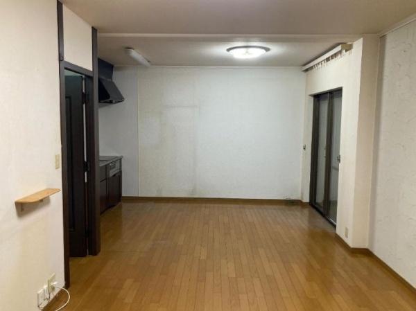 �_�ސ쌧���l�s�`�k�捂�c��5���ڂ̒��È�ˌ��Ẵ��r���O