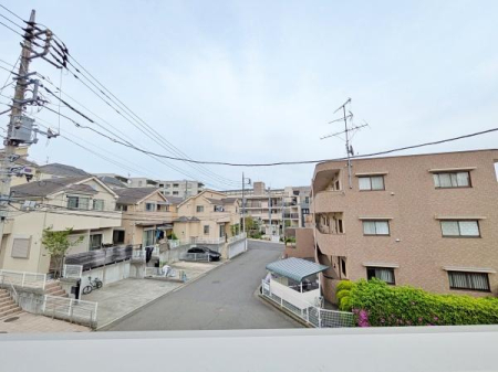 �_�ސ쌧���l�s�t��ޗǒ��̐V�z��ˌ��Ă̏Z�˂���̒��]�ʐ^