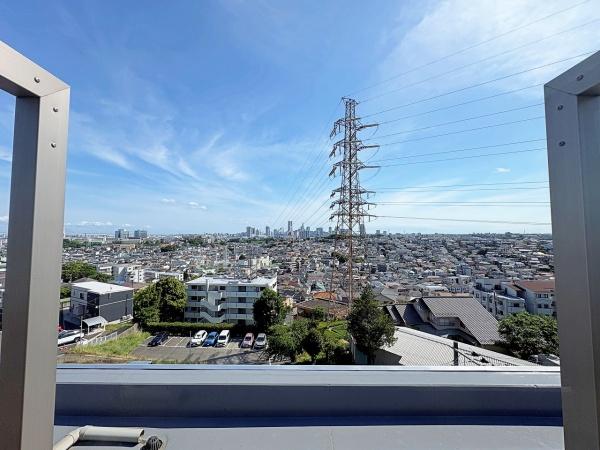 �_�ސ쌧���l�s�_�ސ�攒�������̒��Ã}���V�����̏Z�˂���̒��]�ʐ^