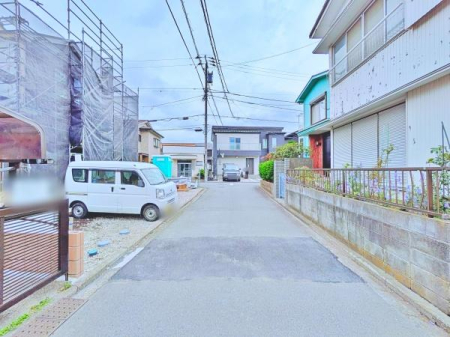 �_�ސ쌧���l�s���J��쐣�J1���ڂ̐V�z��ˌ��Ă̑O�ʓ��H�܂ތ��n�ʐ^