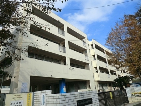 �_�ސ쌧���s�{�O�挢��2���ڂ̒��È�ˌ��Ă̎��ӊ�