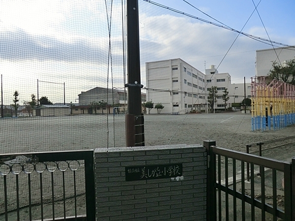 �_�ސ쌧���s�{�O�挢��3���ڂ̒��È�ˌ��Ă̎��ӊ�
