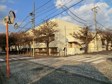 �_�ސ쌧���l�s�`���`��1���ڂ̒��È�ˌ��Ă̎��ӊ�