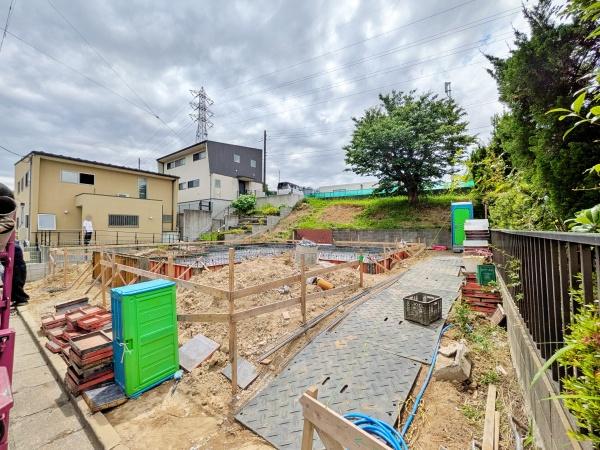 �_�ސ쌧���l�s�h��{����5���ڂ̐V�z��ˌ��Ẳ摜