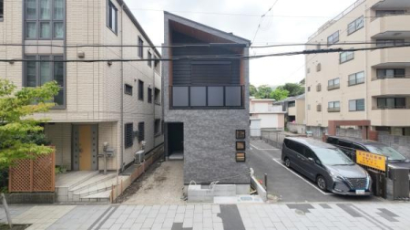 �_�ސ쌧���l�s�_�ސ��ؒ��̐V�z��ˌ��Ă̌��n�O�ώʐ^