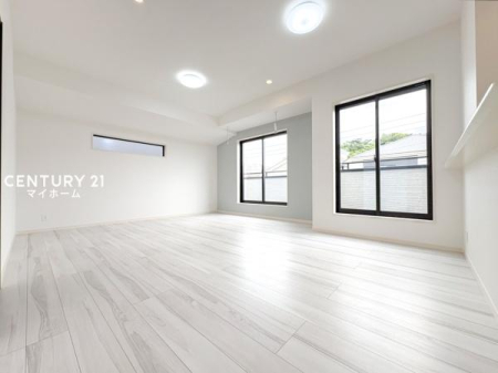 �_�ސ쌧���l�s����撷�l2���ڂ̐V�z��ˌ��Ẵ��r���O
