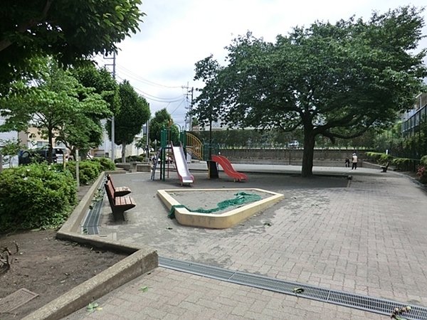 �_�ސ쌧���l�s����߃P��1���ڂ̒��È�ˌ��Ă̎��ӊ�