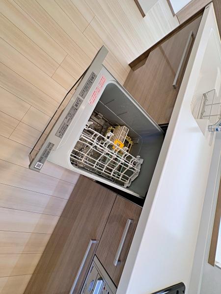 �_�ސ쌧���s�����搶�c6���ڂ̐V�z��ˌ��ẴL�b�`��