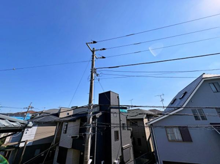 �_�ސ쌧���s�����搶�c6���ڂ̐V�z��ˌ��Ă̏Z�˂���̒��]�ʐ^