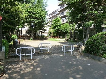 �_�ސ쌧��a�s�[���̓y�n�̎��ӊ�