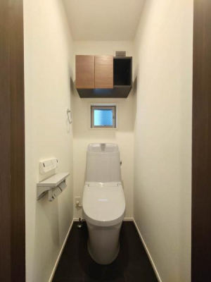�_�ސ쌧���l�s�`�k��V�g�c��8���ڂ̒��È�ˌ��Ẵg�C��