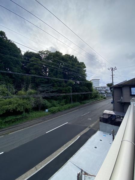 �_�ސ쌧����s�勘�̐V�z��ˌ��Ă̏Z�˂���̒��]�ʐ^