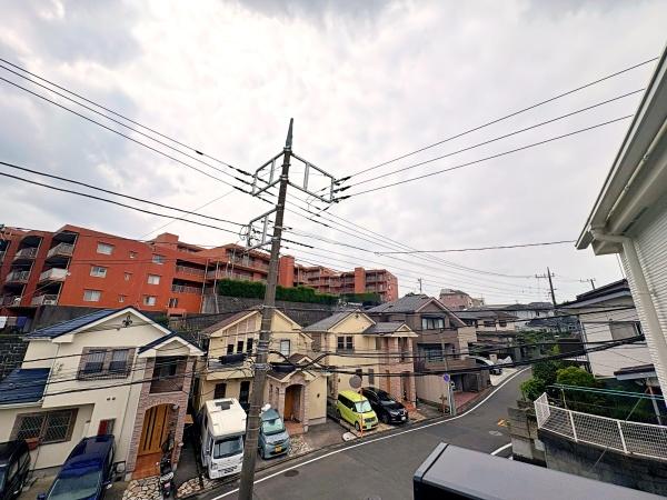 �_�ސ쌧���l�s���捡�h1���ڂ̐V�z��ˌ��Ă̏Z�˂���̒��]�ʐ^