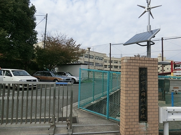 �_�ސ쌧���l�s���剪1���ڂ̓y�n�̎��ӊ�