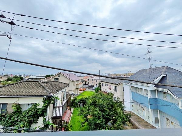 �_�ސ쌧���͌��s��摊�͑��1���ڂ̐V�z��ˌ��Ă̏Z�˂���̒��]�ʐ^