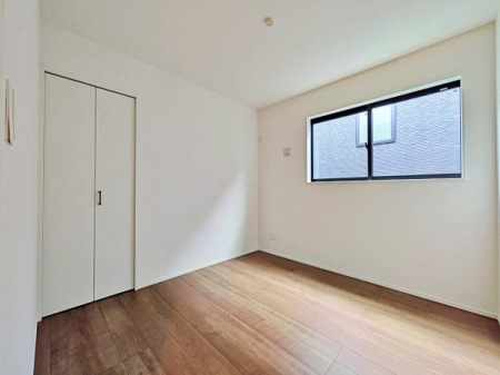 �_�ސ쌧���l�s�_�ސ��_�厛1���ڂ̐V�z��ˌ��Ă̗m��