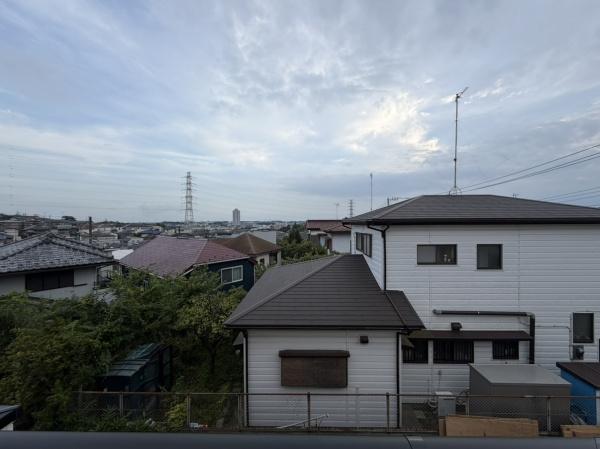 �_�ސ쌧���l�s���攒��6���ڂ̐V�z��ˌ��Ă̏Z�˂���̒��]�ʐ^