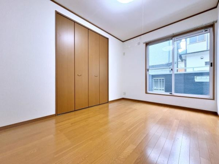 �_�ސ쌧���l�s��q�扪��6���ڂ̒��È�ˌ��Ă̗m��