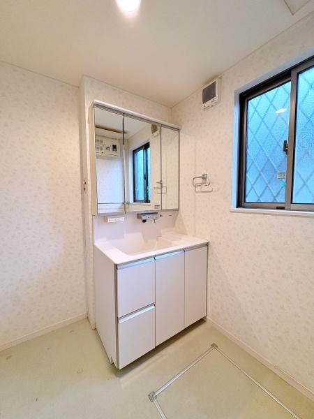 �_�ސ쌧���l�s��������J1���ڂ̒��È�ˌ��Ă̐��ʑ�E���ʏ�