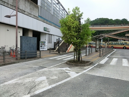 �_�ސ쌧���͌��s��������c5���ڂ̒��È�ˌ��Ă̎��ӊ�