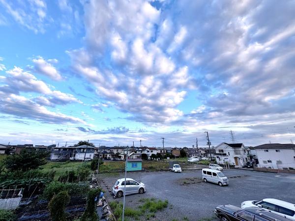 �_�ސ쌧���l�s��扺�a��4���ڂ̐V�z��ˌ��Ă̏Z�˂���̒��]�ʐ^
