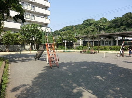 �_�ސ쌧���l�s�ۓy�P�J��_�˒��̓y�n�̎��ӊ�