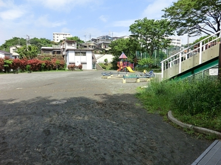 �_�ސ쌧���l�s���Z�c��3���ڂ̒��È�ˌ��Ă̎��ӊ�