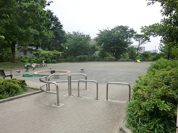 �_�ސ쌧���l�s�ۓy�P�J���Ց�̒��Ã}���V�����̎��ӊ�