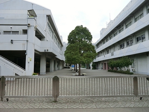�_�ސ쌧���l�s�ߌ�����1���ڂ̒��Ã}���V�����̎��ӊ�