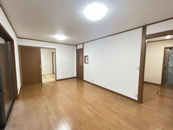 �_�ސ쌧���l�s�t��������u��3���ڂ̒��È�ˌ��Ẵ��r���O
