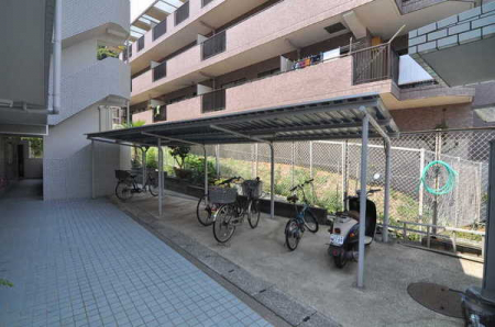 その他共用部　駐輪場・バイク置き場は無償利用可能です。
