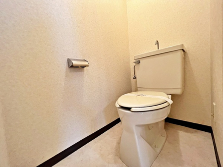 トイレ　清潔感と快適さと心地よさ♪
毎日使うトイレだから心地よい空間に保ちたい。