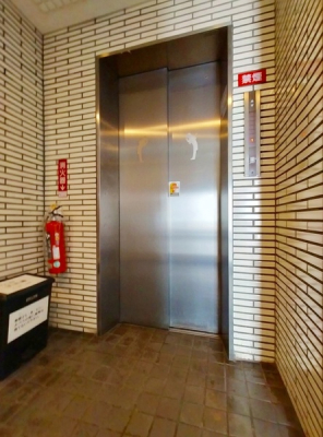 その他共用部　エレベーター。